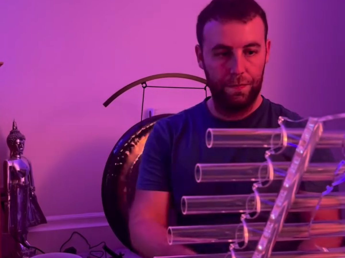 Crystal Harp played together with singing bowls and gongs